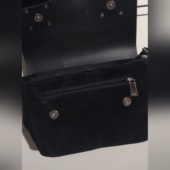 PRUNE . Black suede and bovine leather dotted snap front zipper prune purse. - Picture 13 of 15